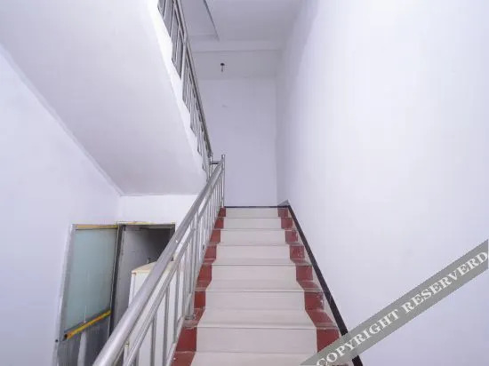 Ляньюньган: OYO Lianyungang Lefeng Hotel