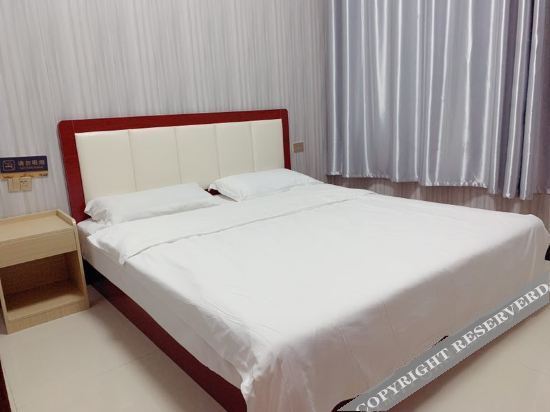 Цзиньчжун: Jinzhong Hollywood cinema theme hotel