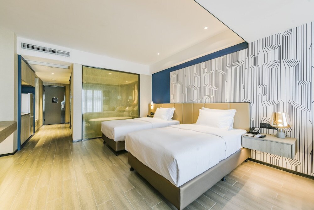 Фучжоу: Pesht Premier Hotel