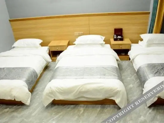 Шеньму: Shenmuli Junyi Express Hotel