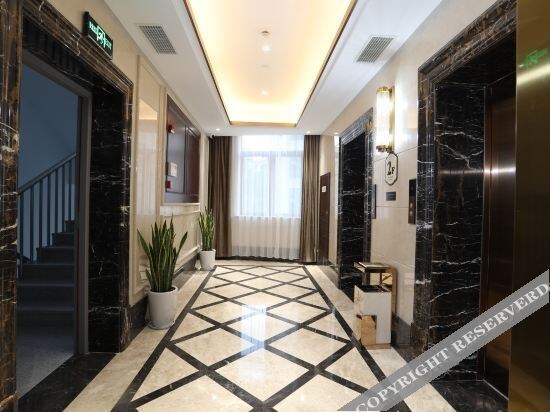 Ханчжоу: 杭州闲林大酒店