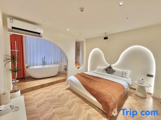 Жангжоу: Dongshan Yunhai Mercure Hotel (Nanmenwan)
