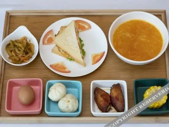 Куньмин: 昆明嘉木假日酒店