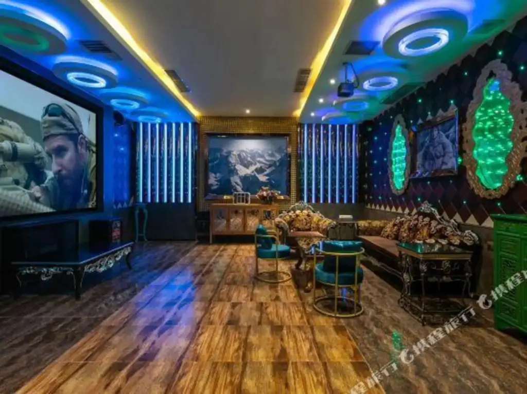 Хайкоу: 56新房电影酒店