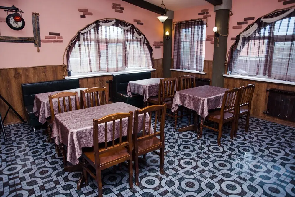 Пенза: Veselyij Meridian Hotel