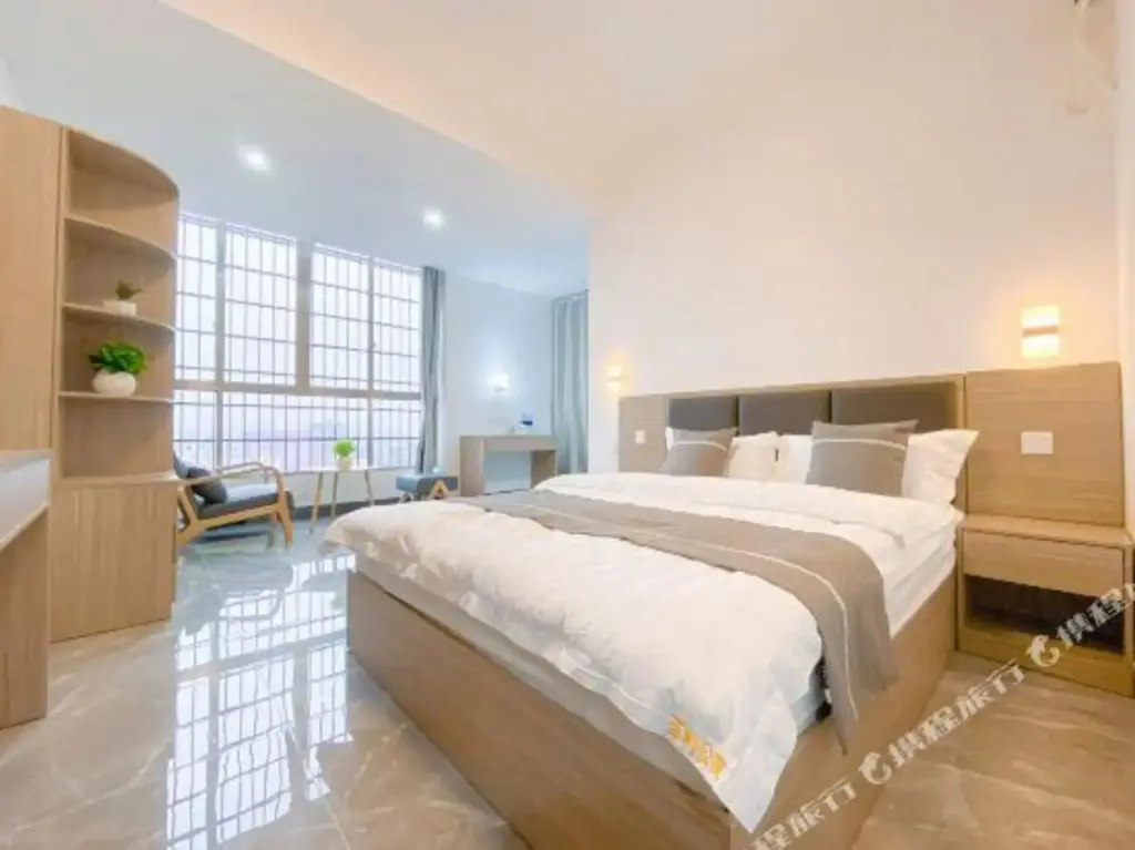 Чжаоцин: Sihui Baili apartment