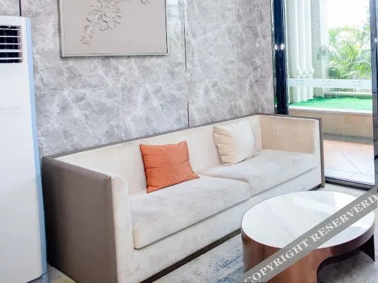 Гуанчжоу: Guangzhou Xintang borui International Apartment