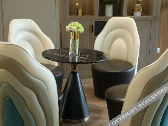 Гуанчжоу: Guangzhou Xintang borui International Apartment