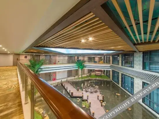 Чандэ: Fang Ding Shan Hotel