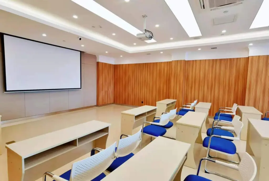 Чанчунь: Hanting Premium Hotel (Changchun Shuangyang Yiyang Building)