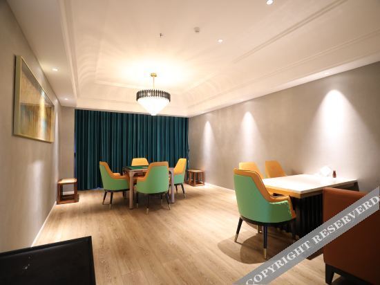 Гардзе: Maji Ami ChenXi Hotel