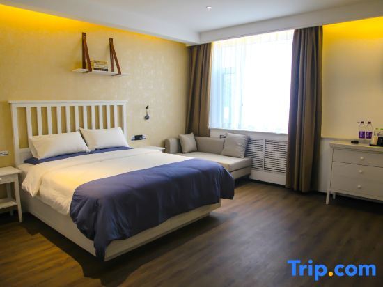 Тайан: Jiayi Hotel (Xintai Xinwen bus station)
