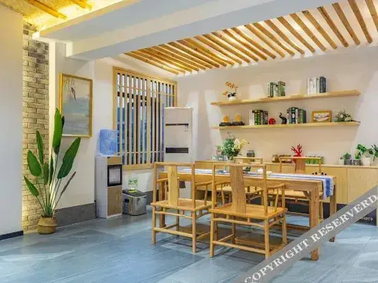 Фуян: Huazhu Mercure Boutique Hotel (Fuyang City Center Guomao Branch)