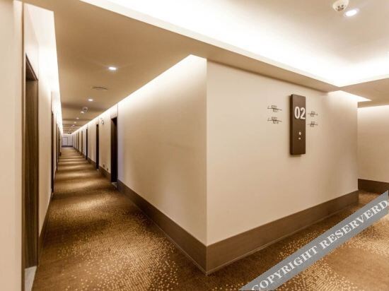 Кайфын: Hanting Hotel (Kaifeng North Railway Station)