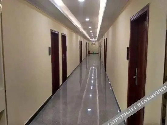 Хойчжоу: Huizhou Brilliance Business Hotel