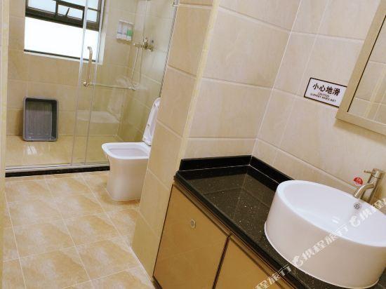 Чжухай: Zhuhai Yuepan Bay Apartment