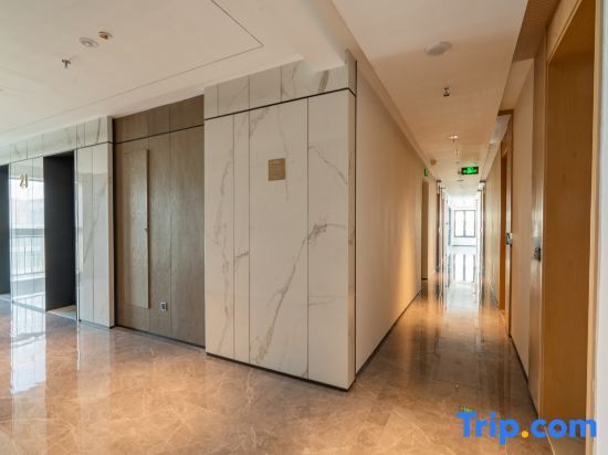 Шэньчжэнь: Home Livable International Apartment (Shenzhen International Exhibition Center Store)