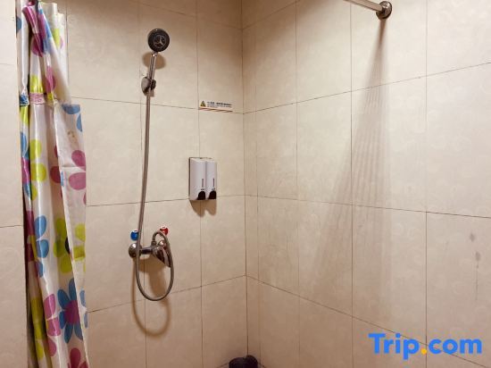 Цзыбо: Hotel Burfield Express