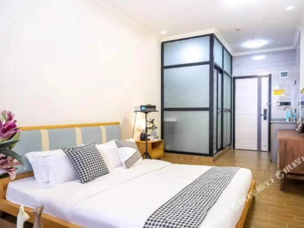 Шэньчжэнь: Leisurely Hotel apartment