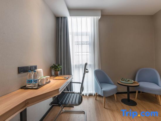Чжанцзяган: GreenTree Inn Express Zhangjiagang Hexing Town Shazhou Professional Institue of Technology