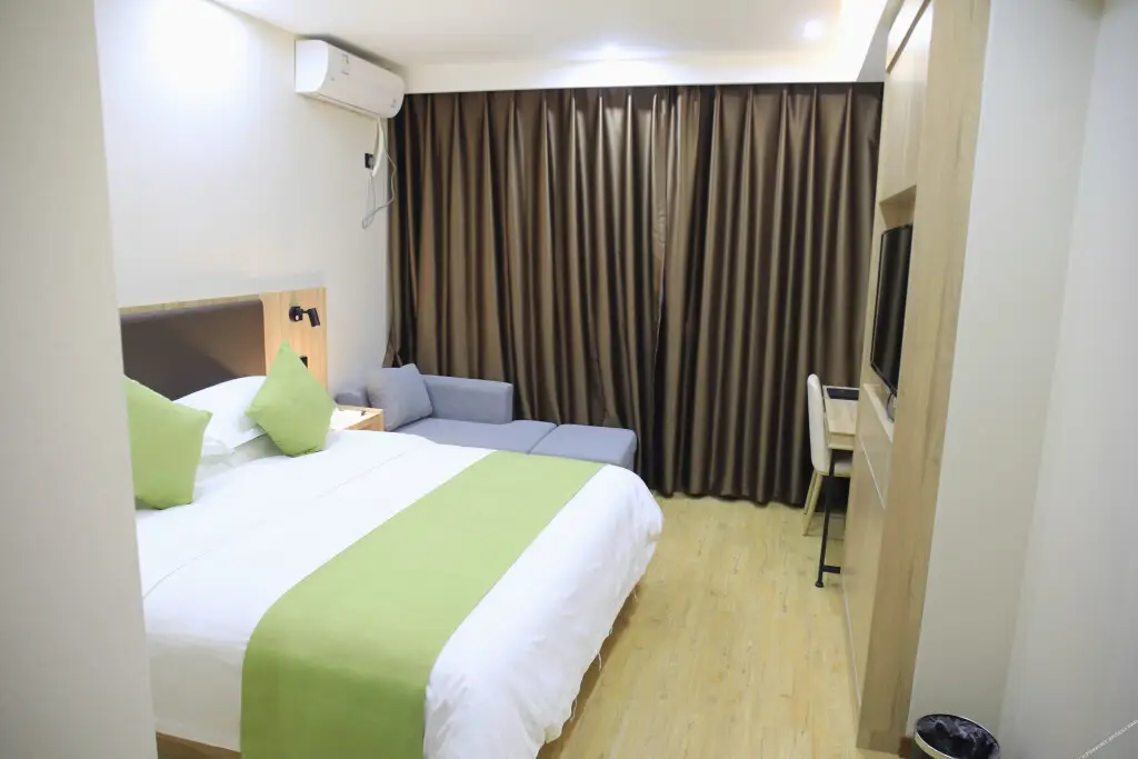 Чанчжоу: Green Tree business Hotel (Liyang Zhongguancun Chuangzhiyuan Store)
