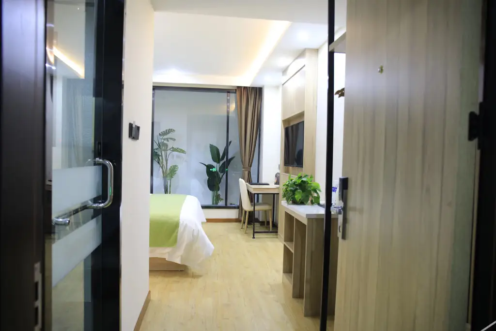 Чанчжоу: Green Tree business Hotel (Liyang Zhongguancun Chuangzhiyuan Store)