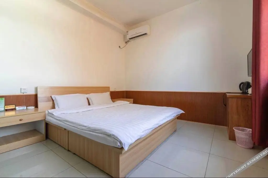 Тяньцзинь: Chenzhao Express Hotel