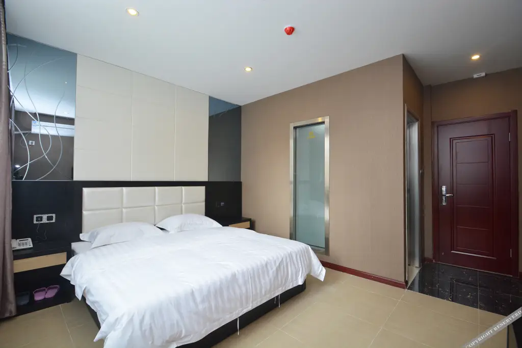 Нанкин: Nanjing 6 1 Business Passenger Hotel
