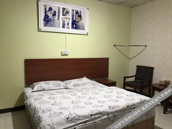 Дунгуань: 8 Days Business Room (Dongguan Fenggang Wal-Mart Store)