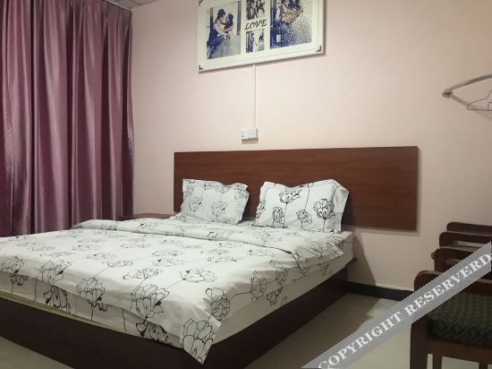 Дунгуань: 8 Days Business Room (Dongguan Fenggang Wal-Mart Store)