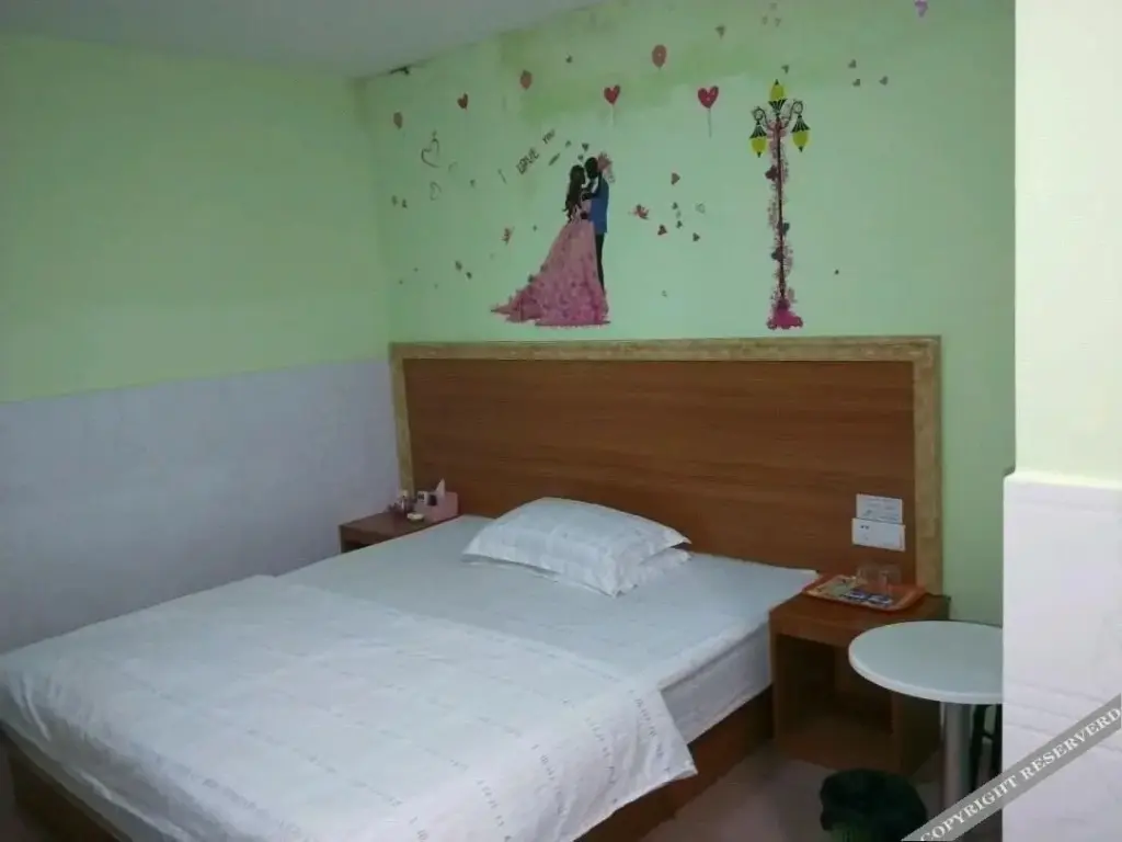 Гуанчжоу: Guangzhou No.8 Boutique Apartment (Xiangxue Subway Station)