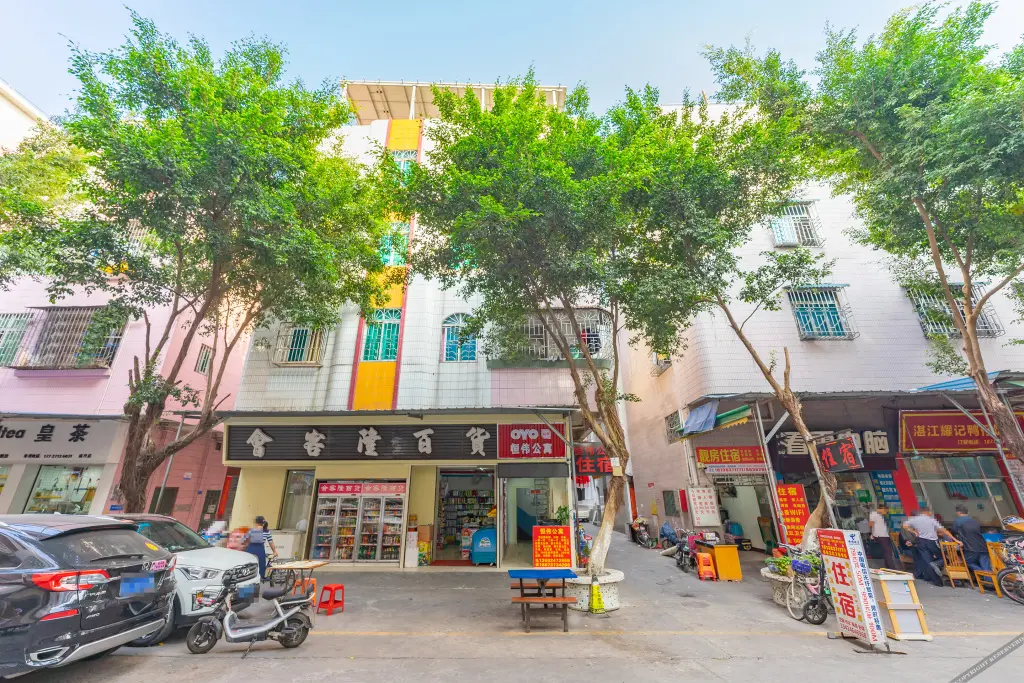 Фошань: Heng wei apartments