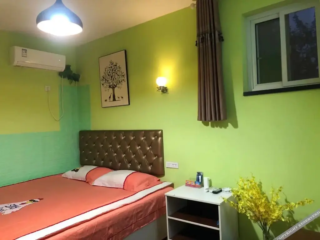 Хеби: Hebi Weekend Inn