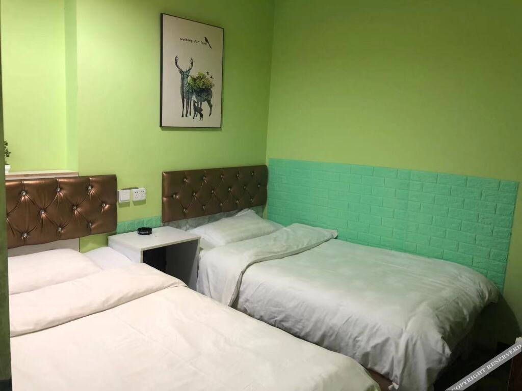 Хеби: Hebi Weekend Inn