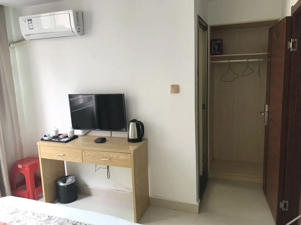 Гуанчжоу: Qinzhiyuan Hostel (Guangzhou Hualong Branch)