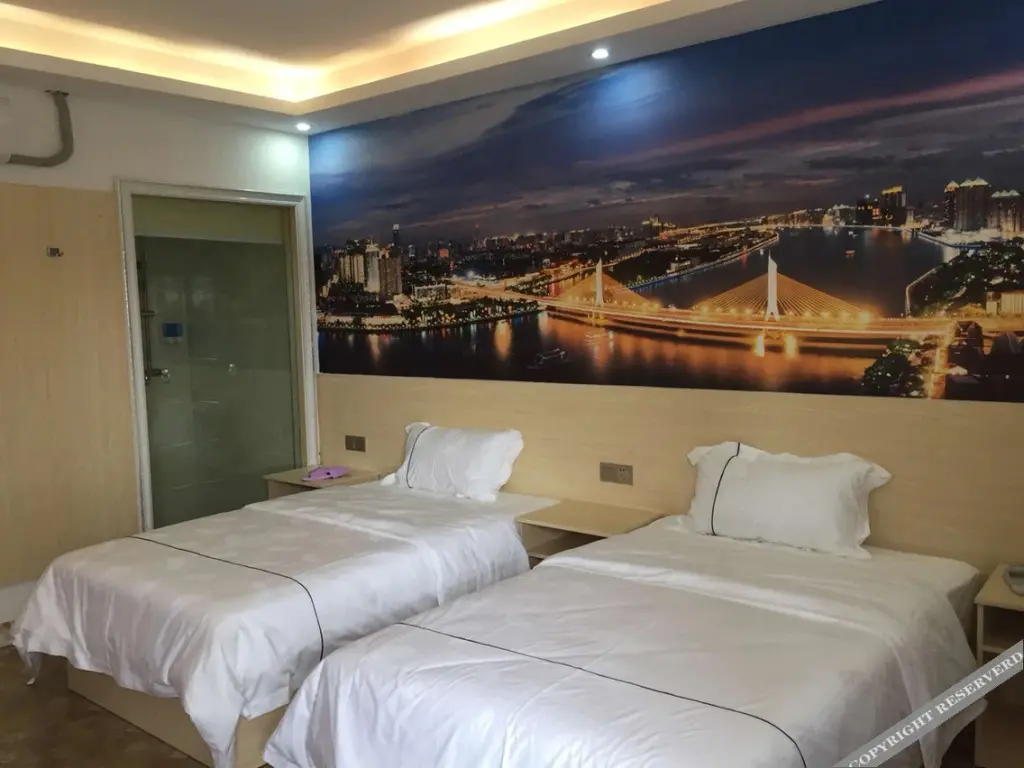 Гуанчжоу: Jingyesi Theme Apartment