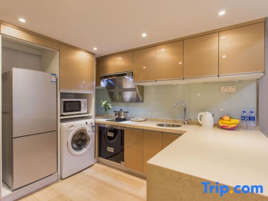 Гуанчжоу: Guangzhou Aston apartment