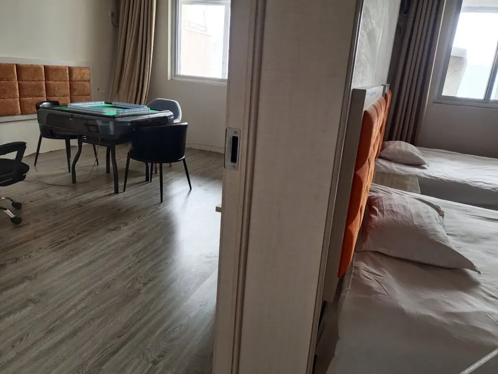 Кайфын: Tokyo Holiday Inn (Kaifeng Qingming Shangheyuan Henan University Jinming Campus)
