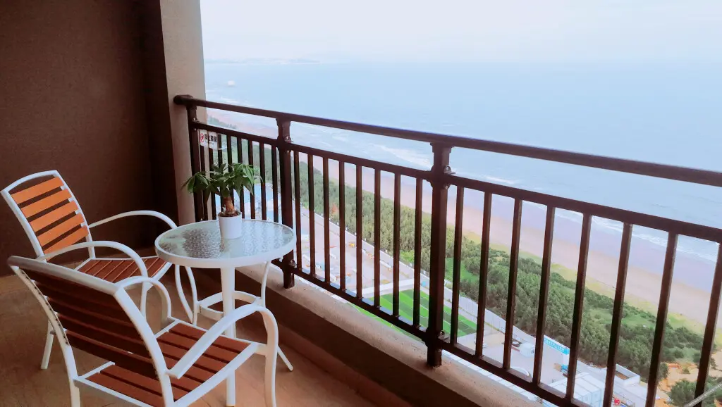 Чжаньцзян: Wuchuan East Coast Apartment