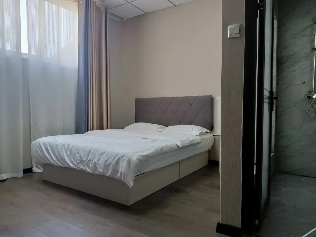 Цзинань: Dexin Express Hotel (Zhangqiu Harmony Plaza)
