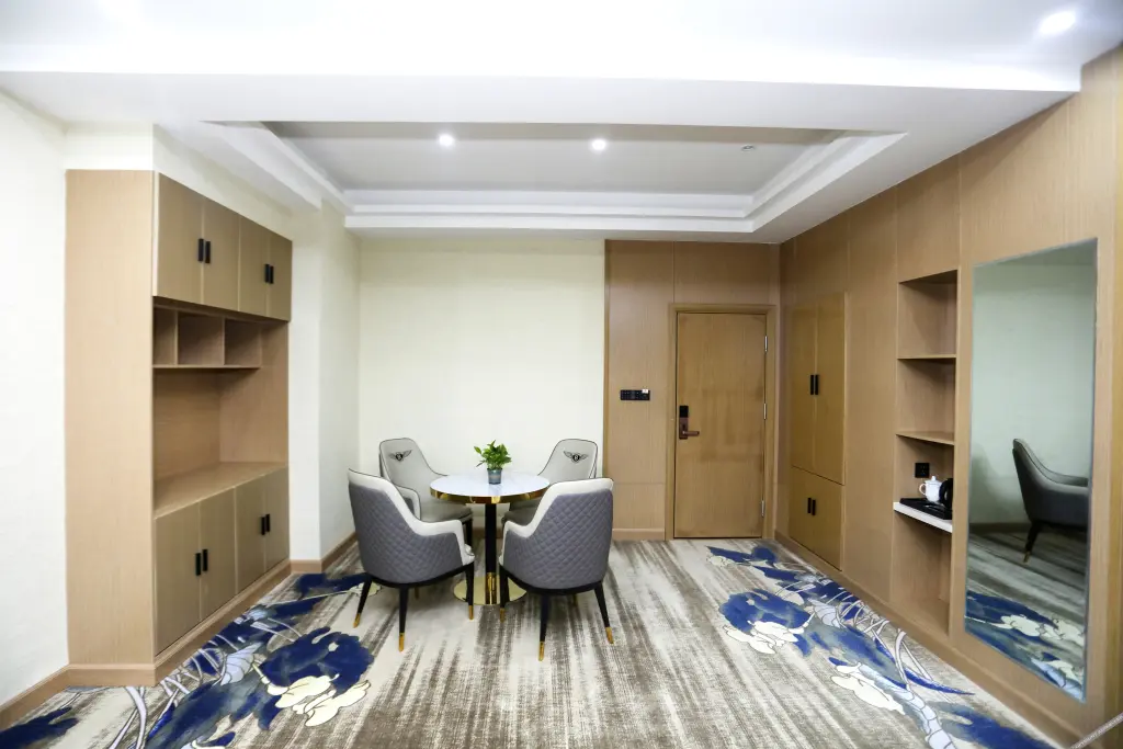 Чжанъе: Zhangye city 118 choice hotel