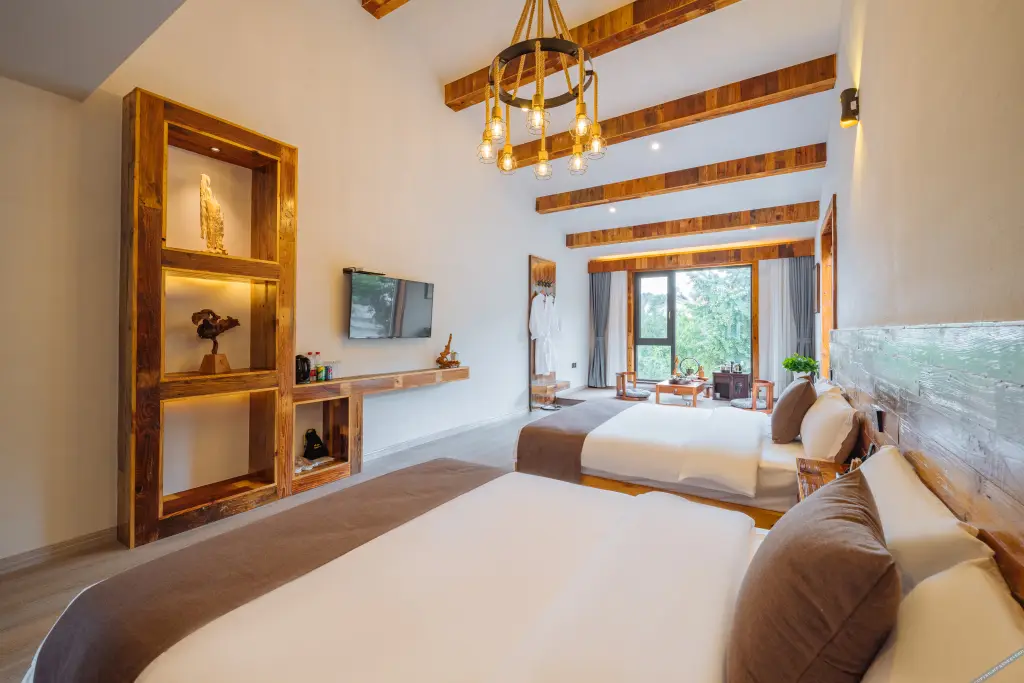 Чанчжоу: Floral Hotel·Nanshan bamboo sea deep stream source root art people
