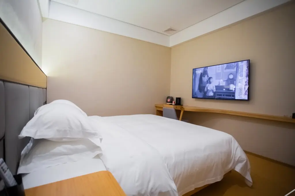 Чичжоу: Lili Orange Light Luxury Hotel