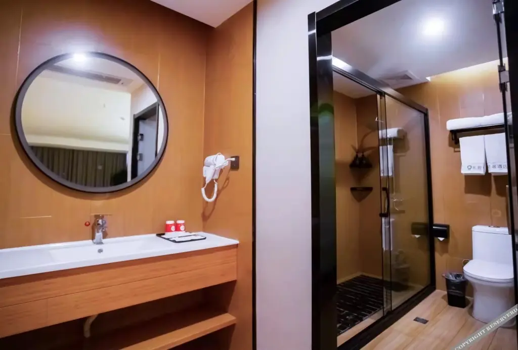 Чичжоу: Lili Orange Light Luxury Hotel