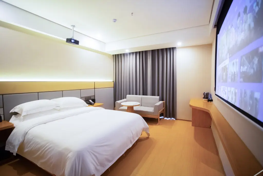 Чичжоу: Lili Orange Light Luxury Hotel