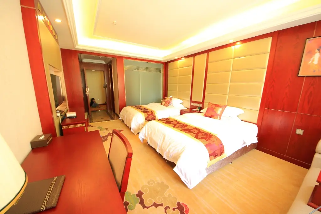 Гу'эргоу: Shiman Hot Spring Hotel
