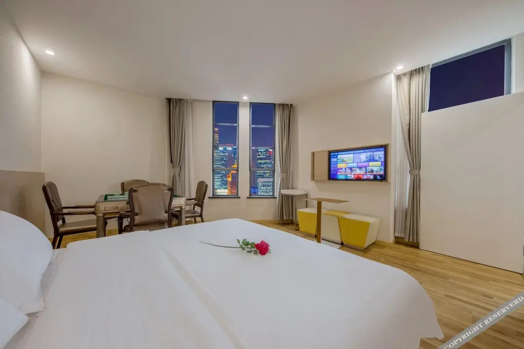 Гуангхан: 7 days hotel (Huaying Liangtai international store)