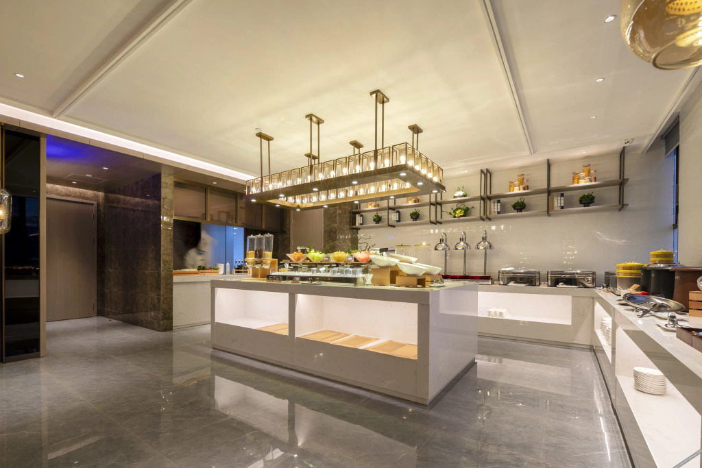 Сяньнин: Echeng Hotel (Chongyang Government, Fragrant Hill No.1)