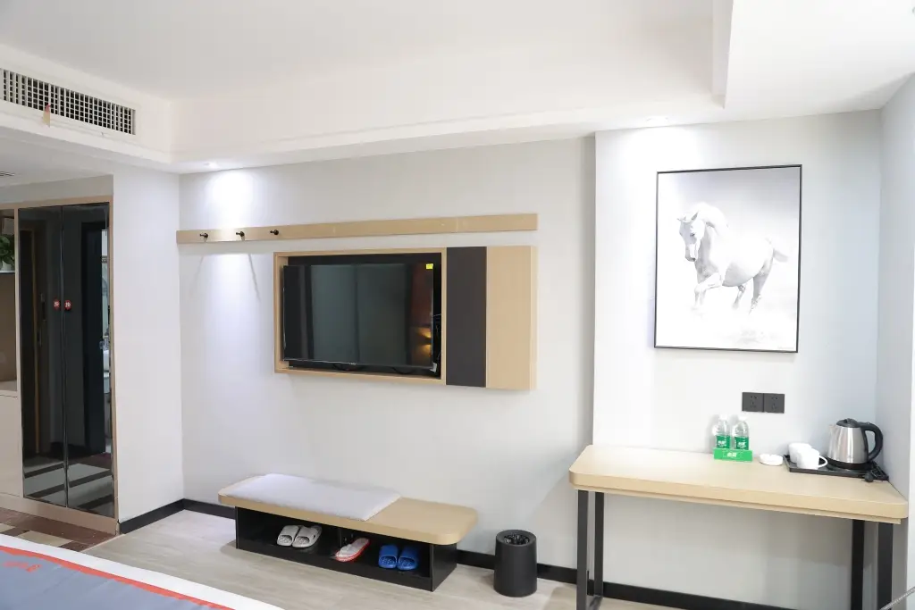 Юнчжоу: Junyi chain hotel Xintina Xiufeng Street store