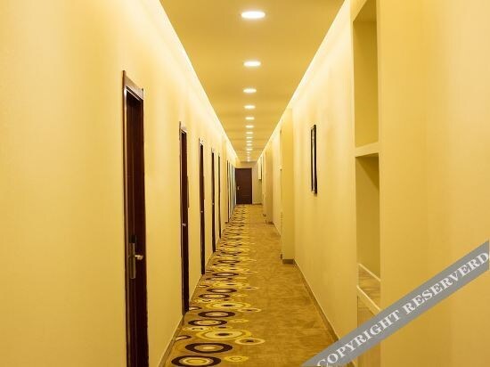 Шаншан: Super 8 Hotel Shanshan Kumutag Desert